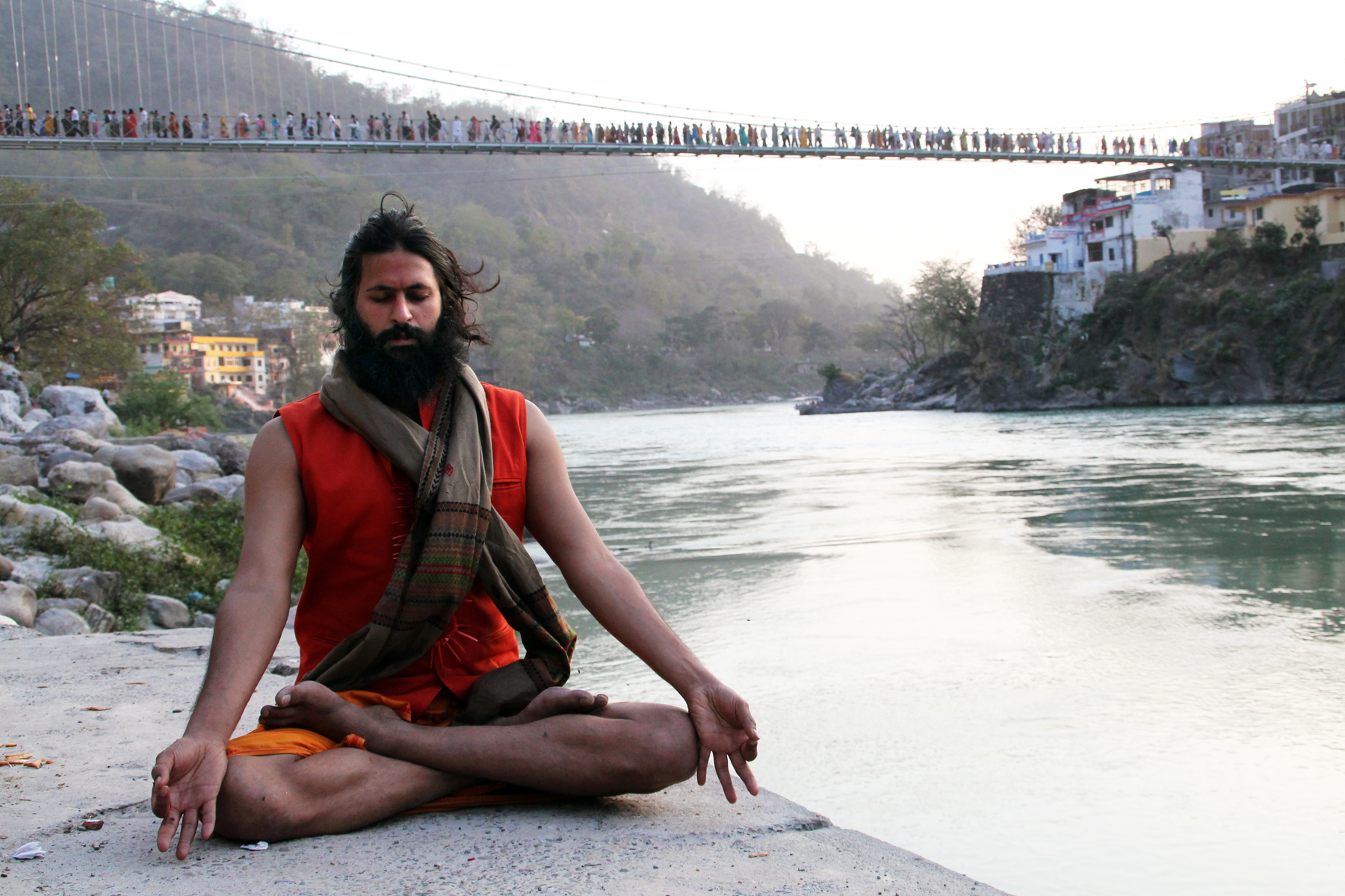 Vikram as Kumaré in Rishikesh, India. Credit Kino Lorber, Inc.